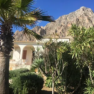 https://villa-la-giummarra-scivolo-di-cornino.sicilyhotelsitaly.net